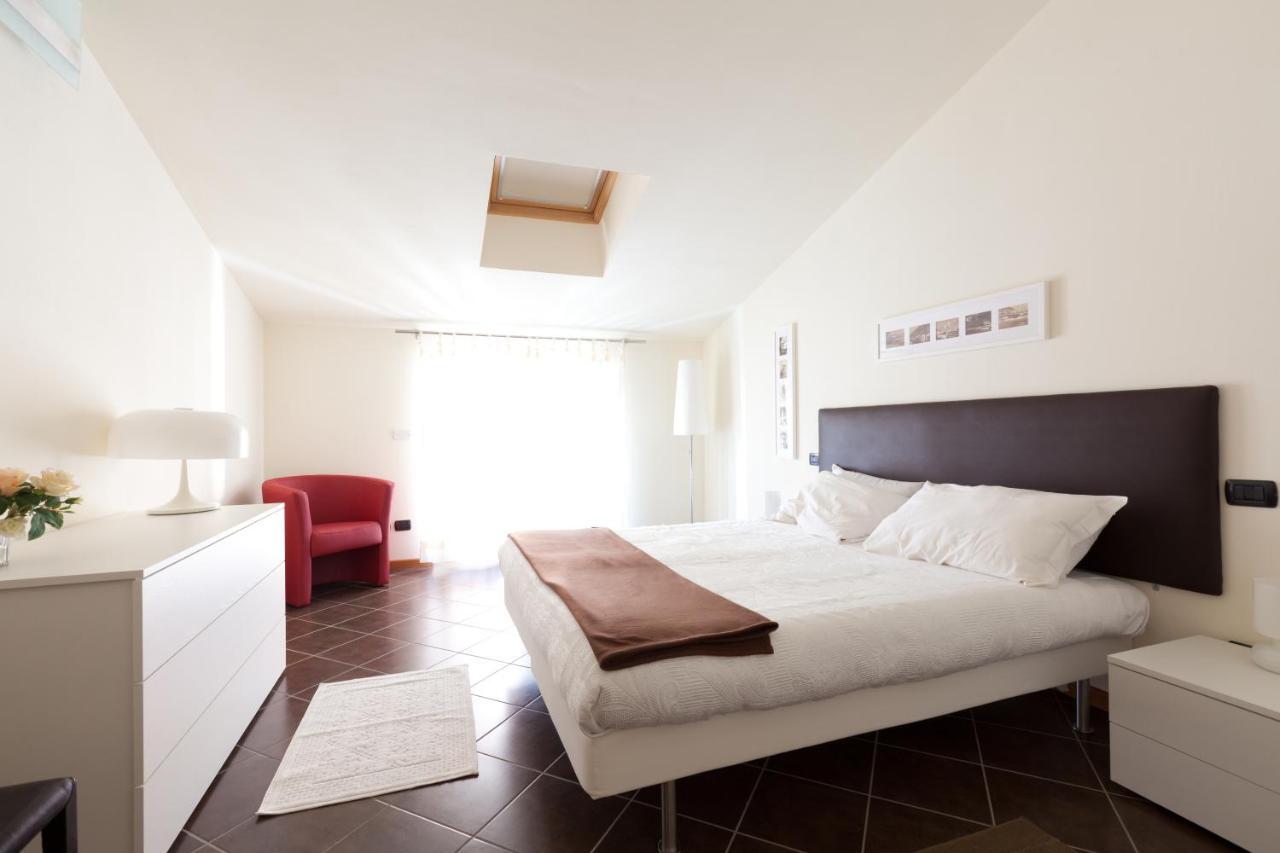 Residenza Le Torri Apartman Cavaion Veronese Szoba fotó